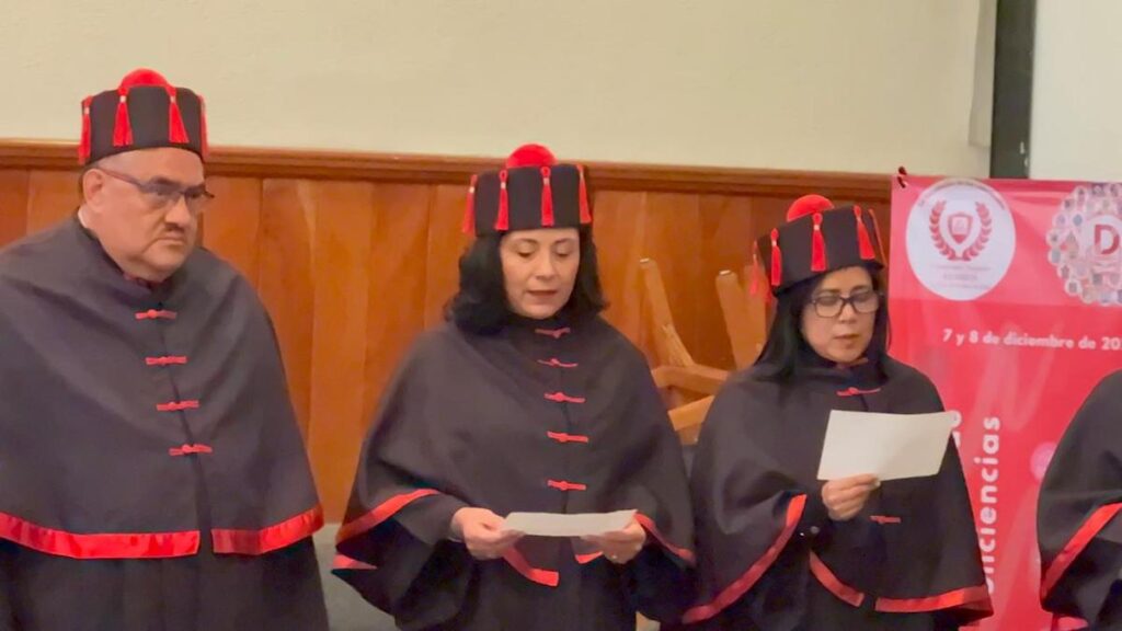 Doctorado Honoris Causa para directora de Colegio Miguel Hidalgo