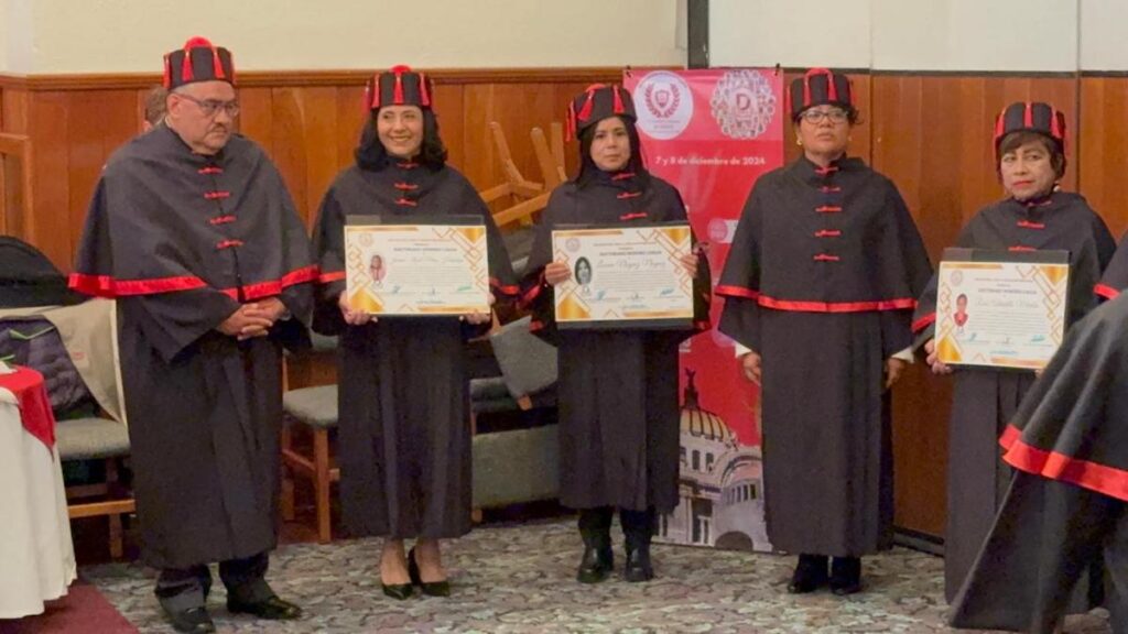 Doctorado Honoris Causa para directora de Colegio Miguel Hidalgo